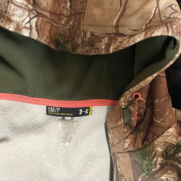 Under armor camo jacket - Picture 4 of 4